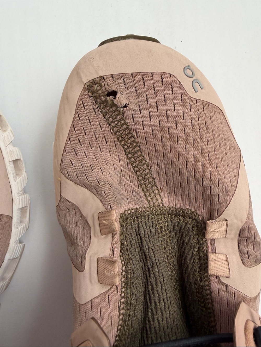 On Running Cloud X Sneakers Women’s Size 9 Beige Taupe Athletic Running Shoes - Picture 2 of 6